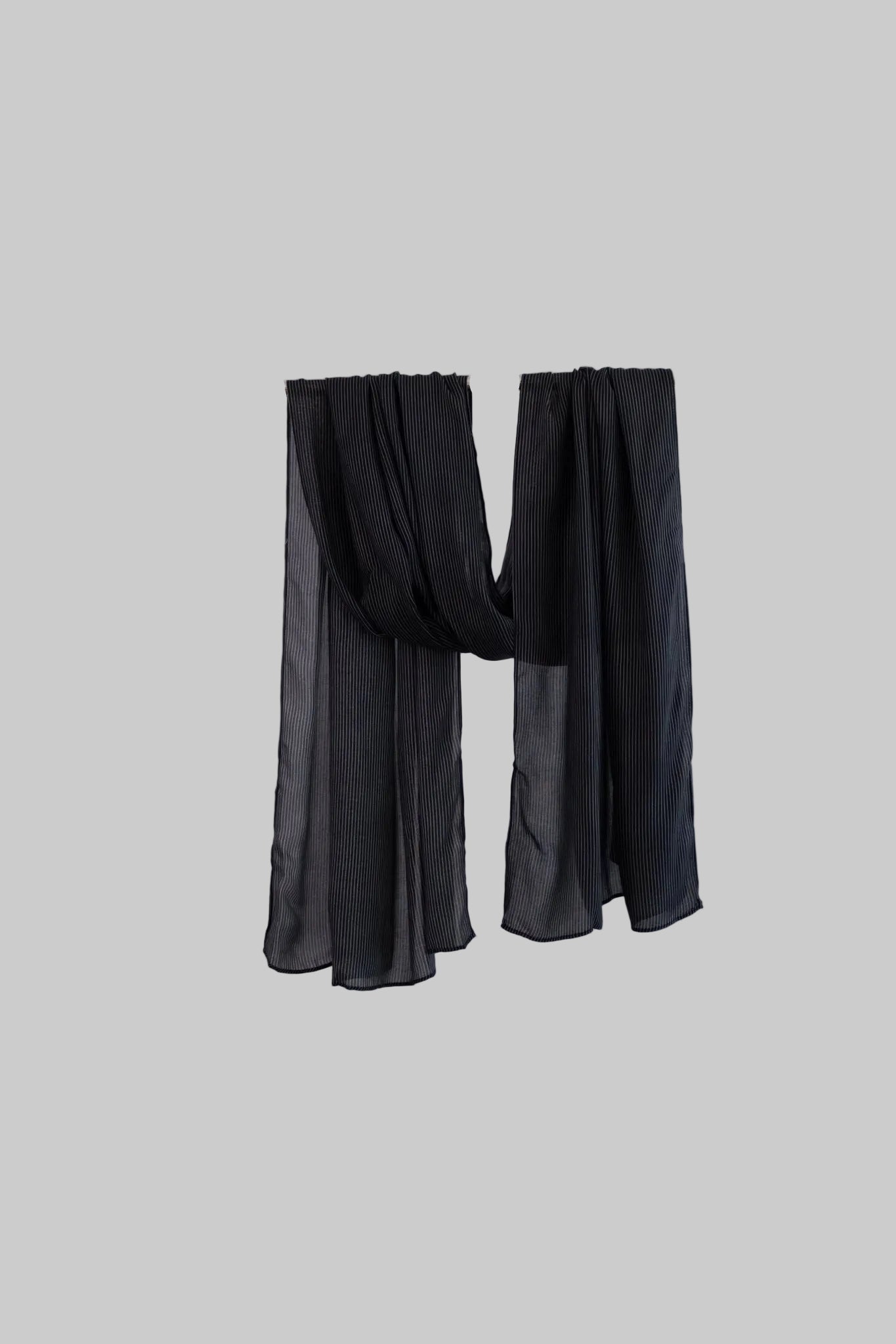 Narrow thin stripe - Black/white