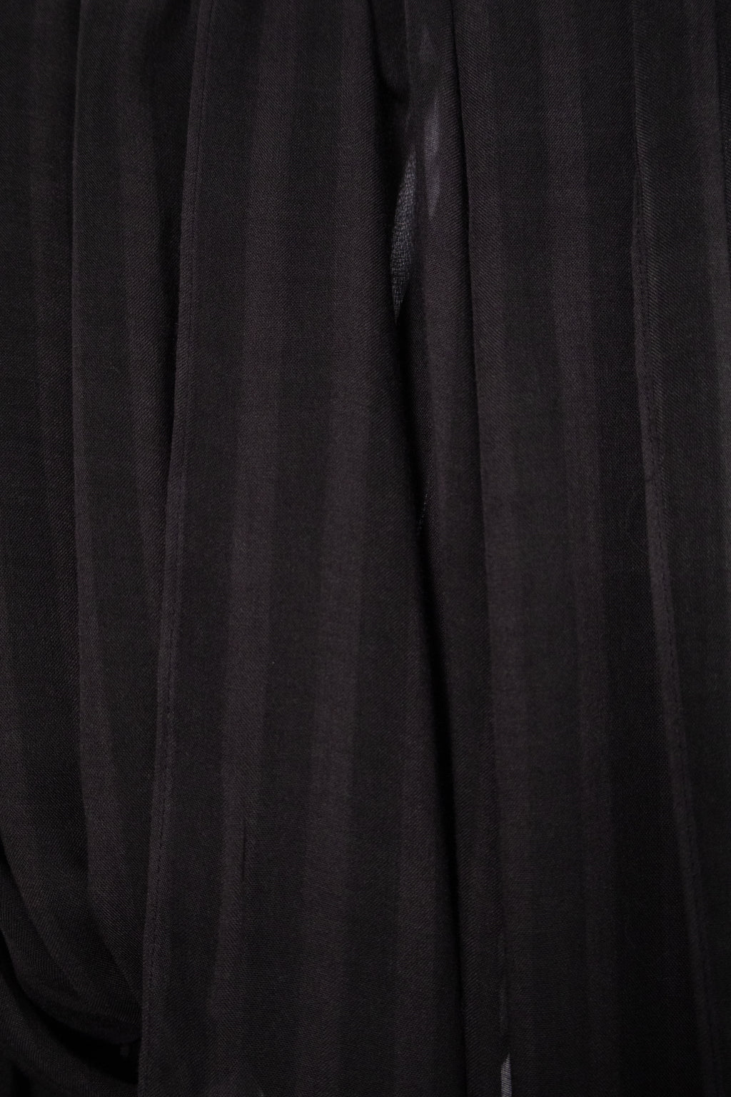 Subtle Wide Stripe - Charcoal