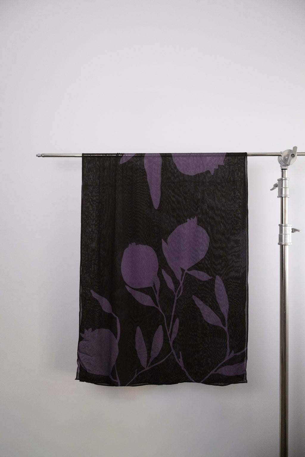 Rumaan Shadow print - Dark Brown base