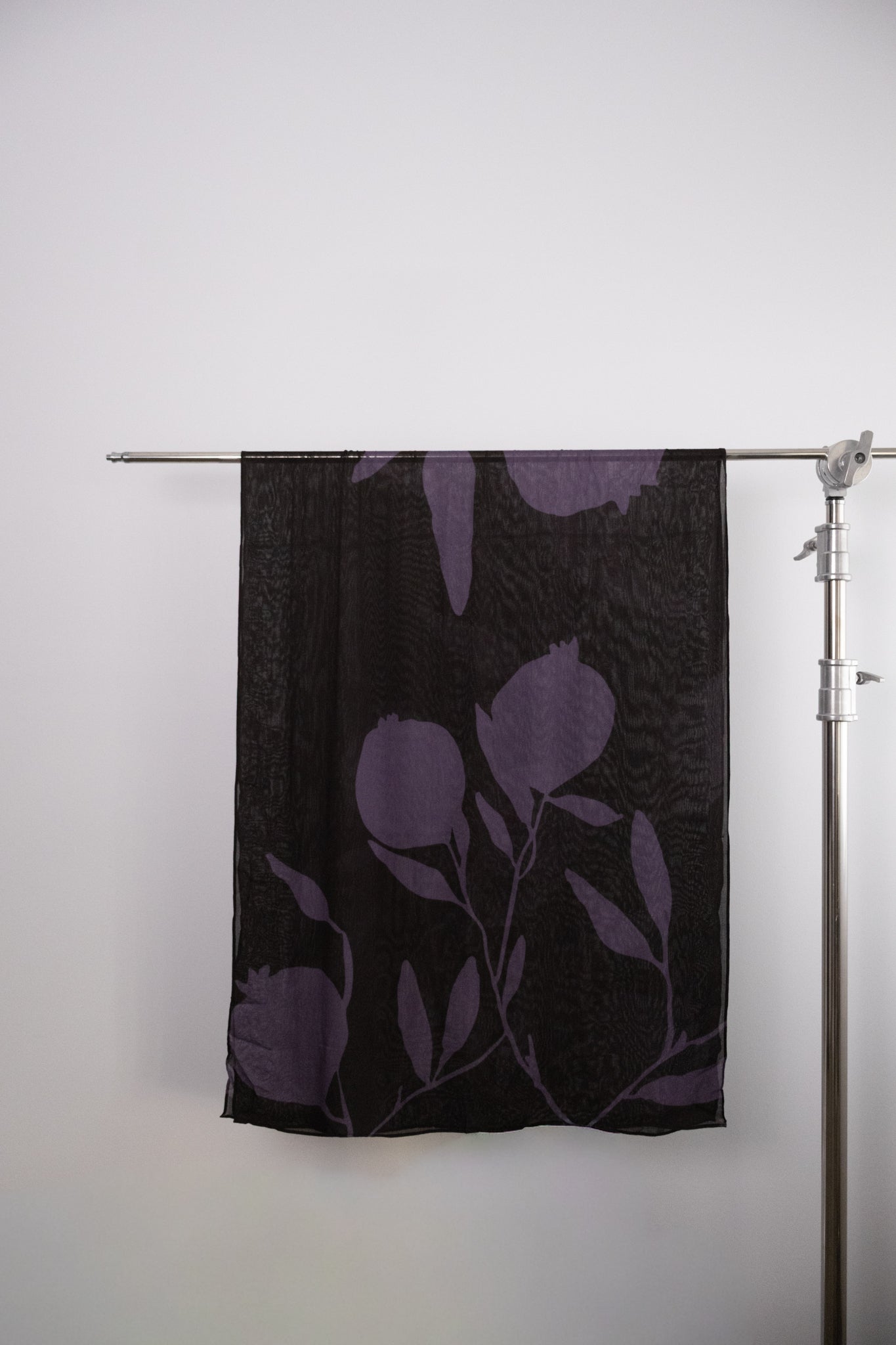 Rumaan Shadow print - Dark Brown base