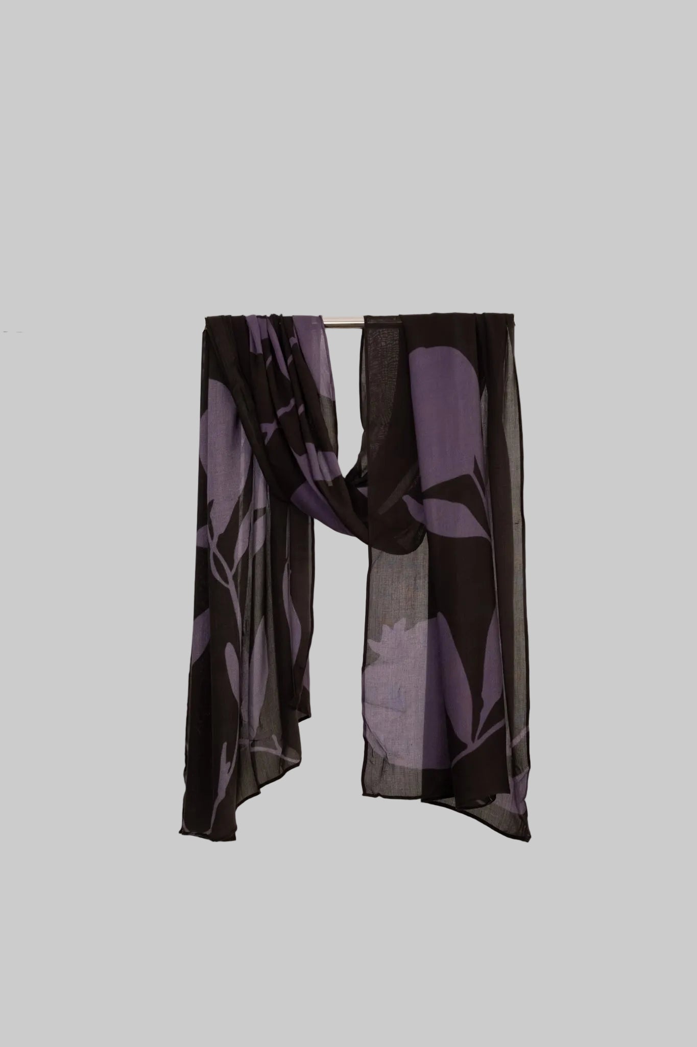 Rumaan Shadow print - Dark Brown base