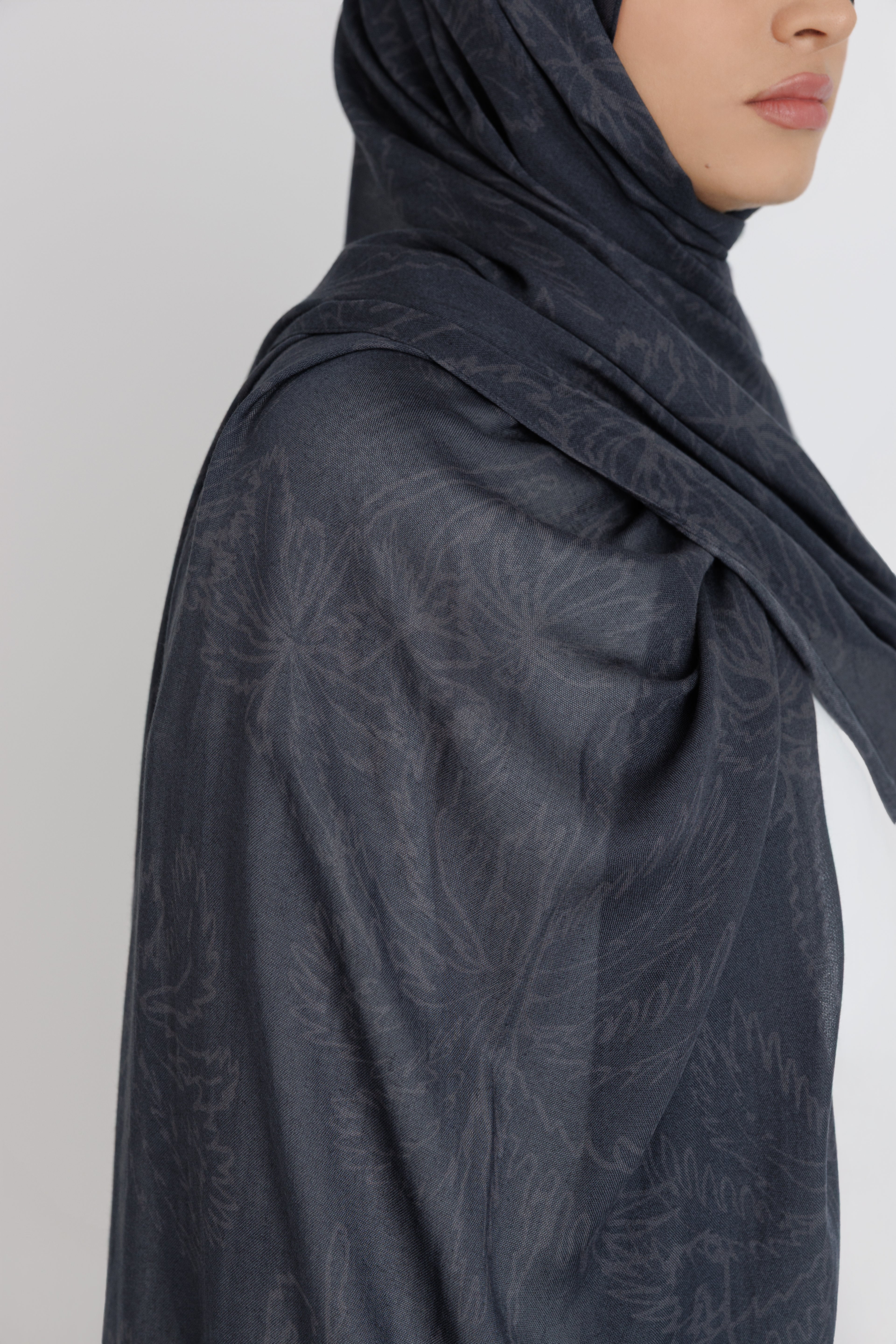 Rumaan Shadow Print