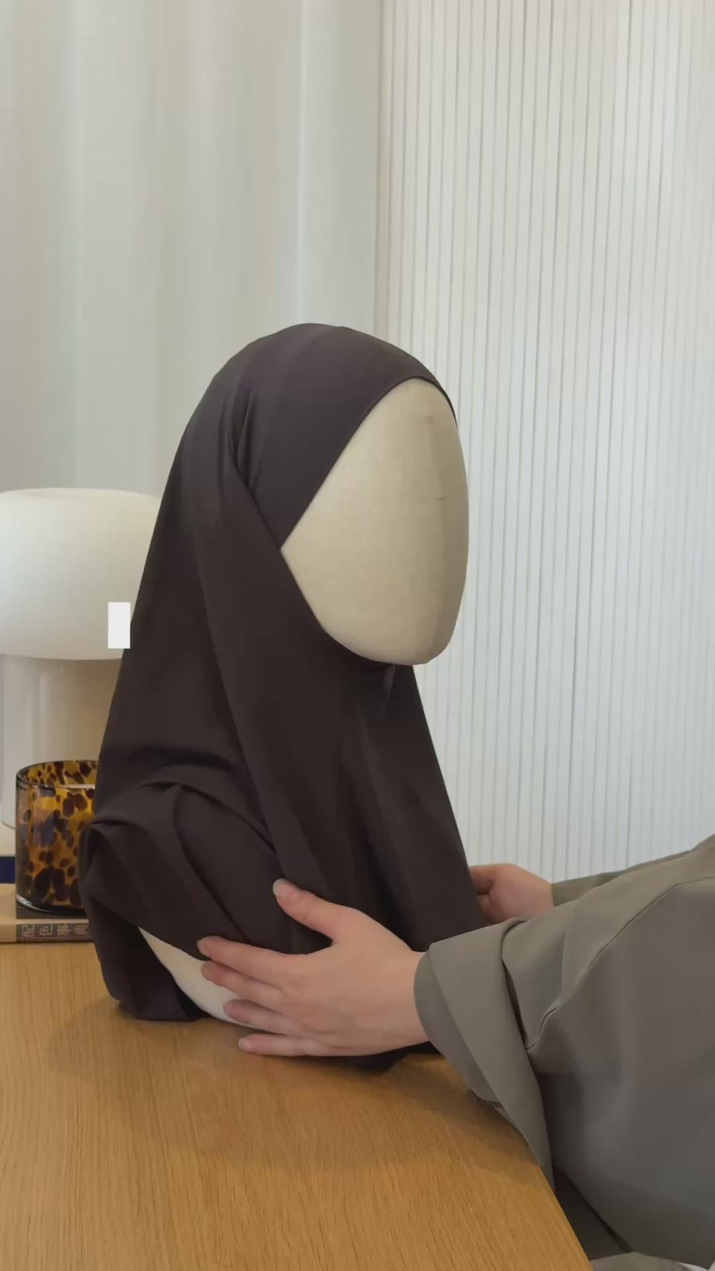 NAZLA ACTIVE - Secure Hijab Espresso